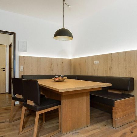 Appartement Krippenstein Mit Indoorpool Und Sauna Bad Goisern Eksteriør billede